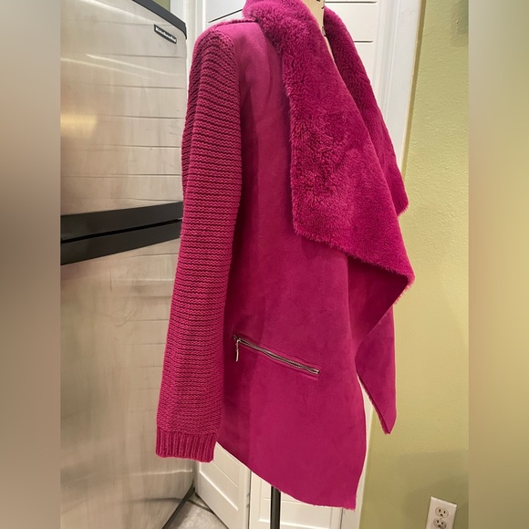New Fashion Nova All About My Business Faux Suede Fur Collar Fuchsia Jac… - Picture 4 of 16